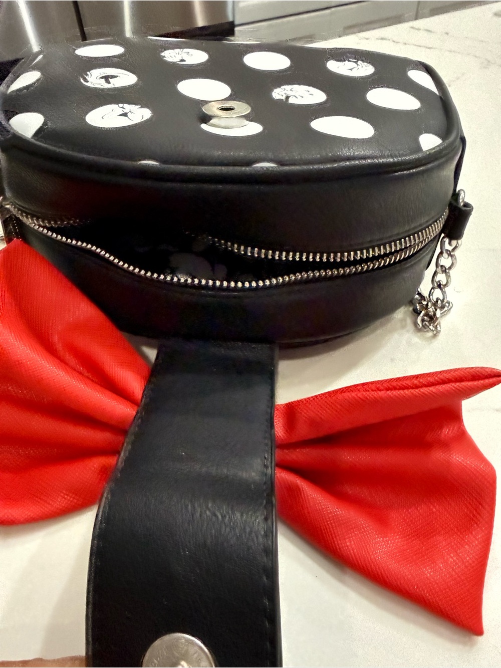 Disney loungefly purse - Picture 5 of 5